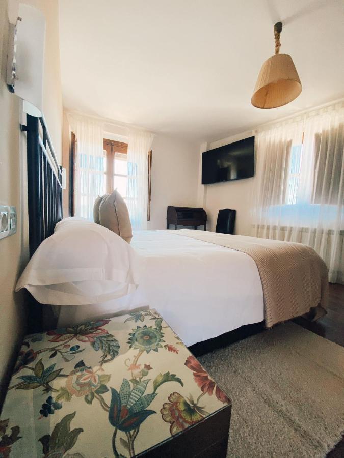 Hotel Rural Candela Y Plata Puerto de Bejar Luaran gambar