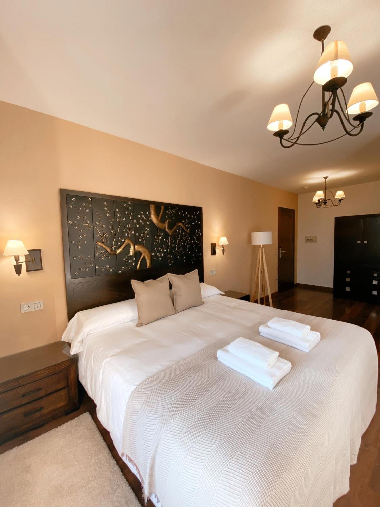 Hotel Rural Candela Y Plata Puerto de Bejar Luaran gambar